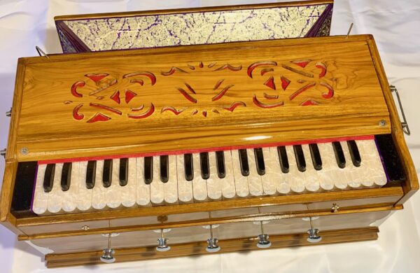 Deluxe Harmonium